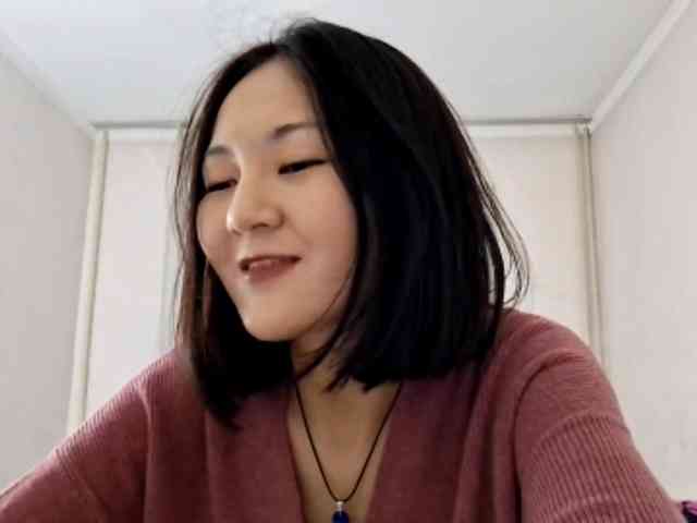 UrSweetieLeigh webcam