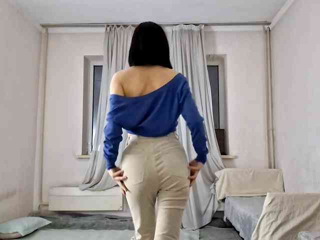 UrSweetieLeigh webcam