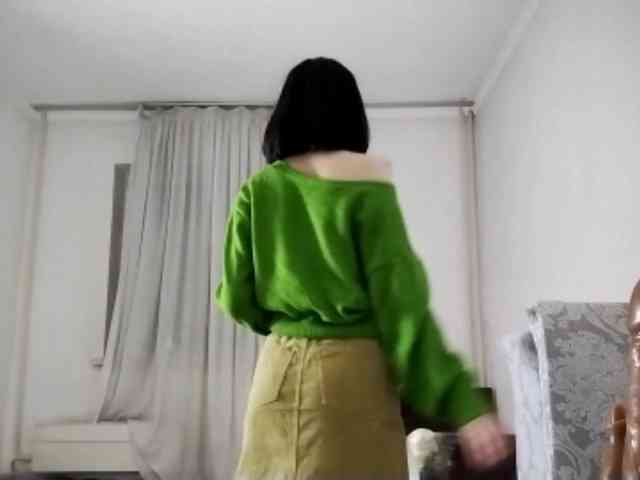 UrSweetieLeigh webcam