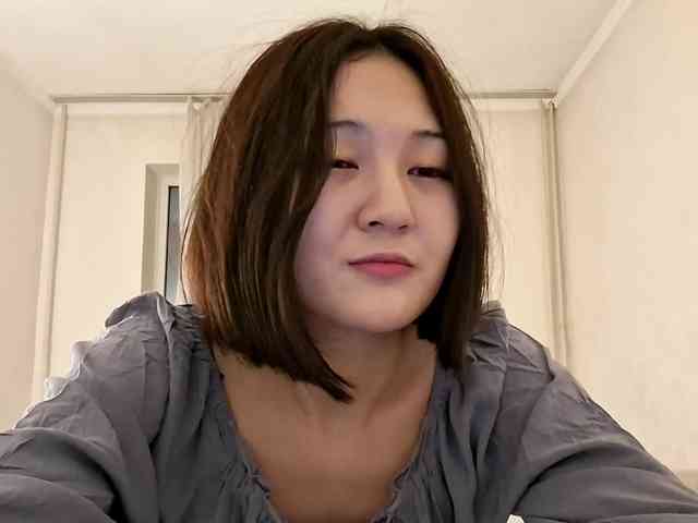 UrSweetieLeigh webcam