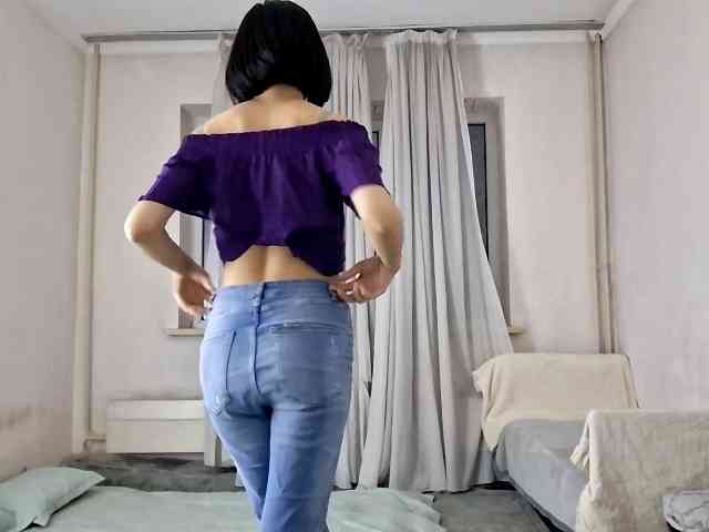 UrSweetieLeigh webcam