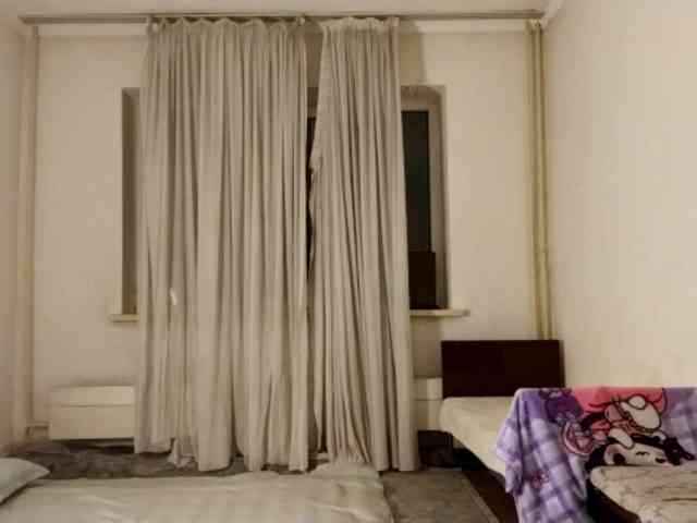 UrSweetieLeigh webcam