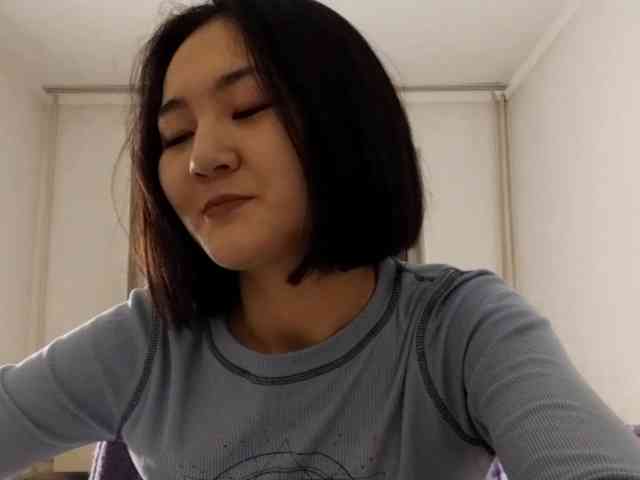 UrSweetieLeigh webcam