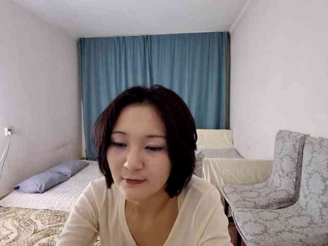 UrSweetieLeigh webcam