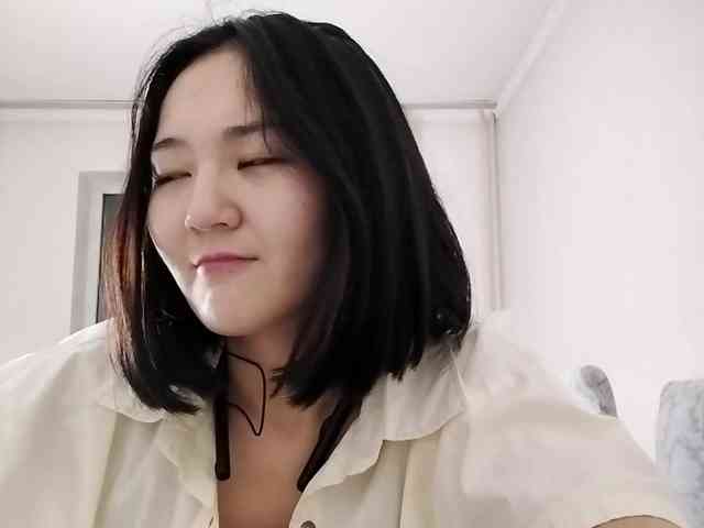 UrSweetieLeigh webcam