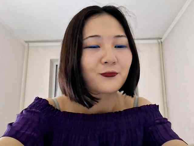 UrSweetieLeigh webcam