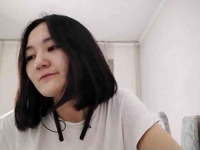 UrSweetieLeigh webcam