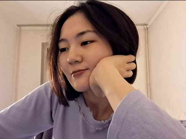 UrSweetieLeigh webcam