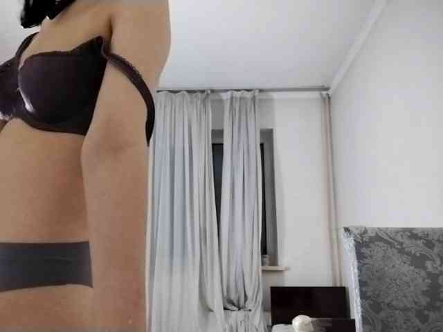 UrSweetieLeigh webcam