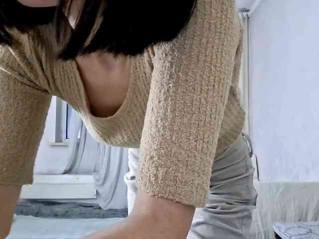 UrSweetieLeigh webcam