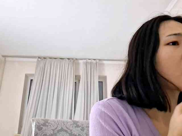 UrSweetieLeigh webcam