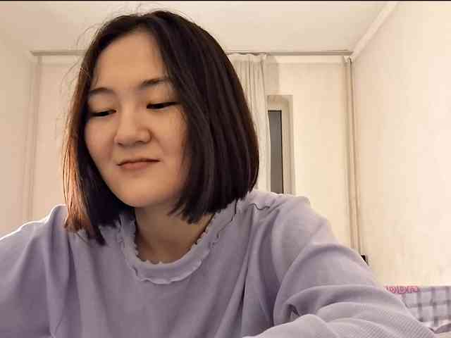 UrSweetieLeigh webcam