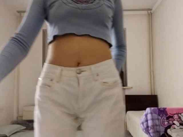 UrSweetieLeigh webcam