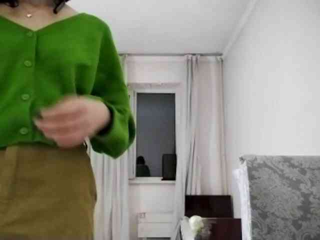 UrSweetieLeigh webcam