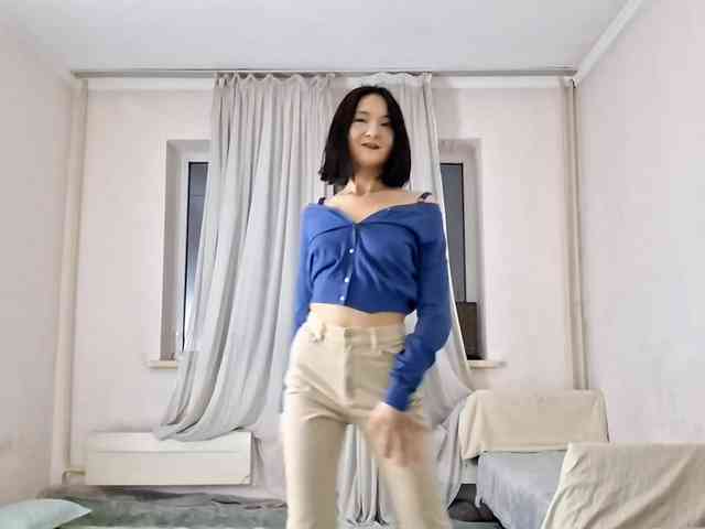 UrSweetieLeigh webcam