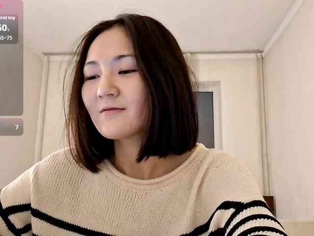 UrSweetieLeigh webcam