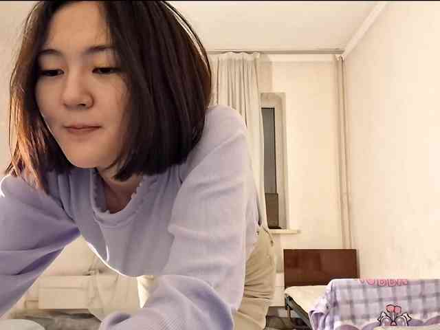 UrSweetieLeigh webcam