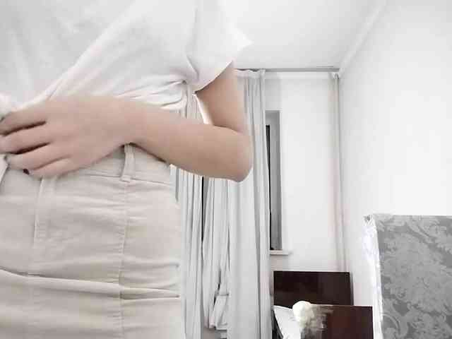 UrSweetieLeigh webcam