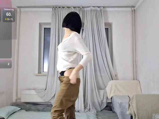 UrSweetieLeigh webcam