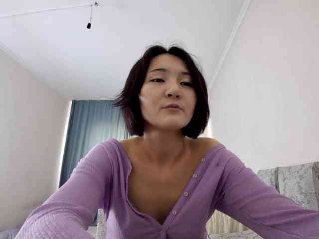 UrSweetieLeigh webcam