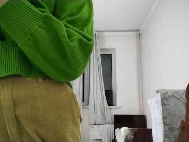 UrSweetieLeigh webcam