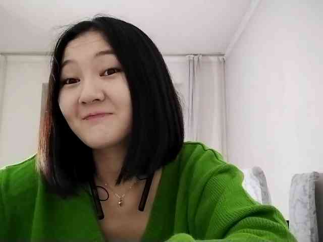 UrSweetieLeigh webcam