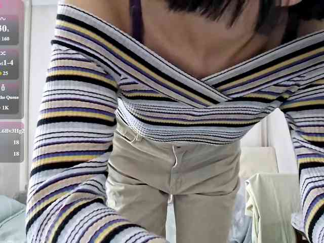 UrSweetieLeigh webcam