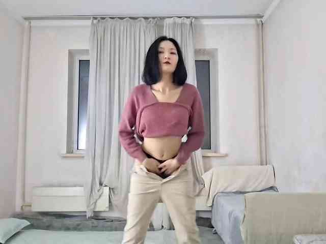 UrSweetieLeigh webcam