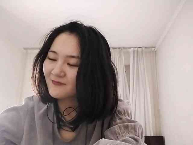 UrSweetieLeigh webcam