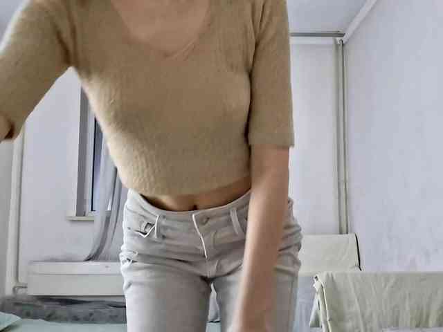 UrSweetieLeigh webcam