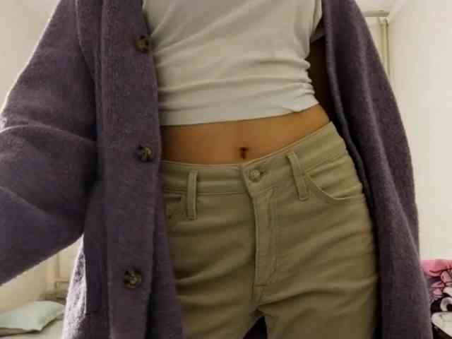 UrSweetieLeigh webcam