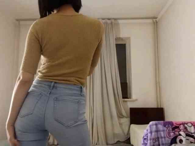 UrSweetieLeigh webcam