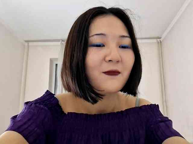 UrSweetieLeigh webcam