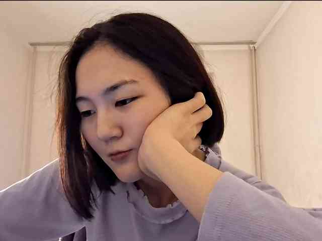 UrSweetieLeigh webcam