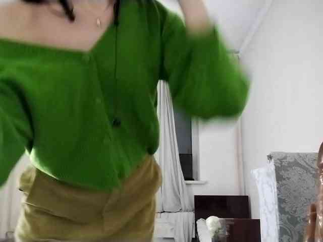 UrSweetieLeigh webcam