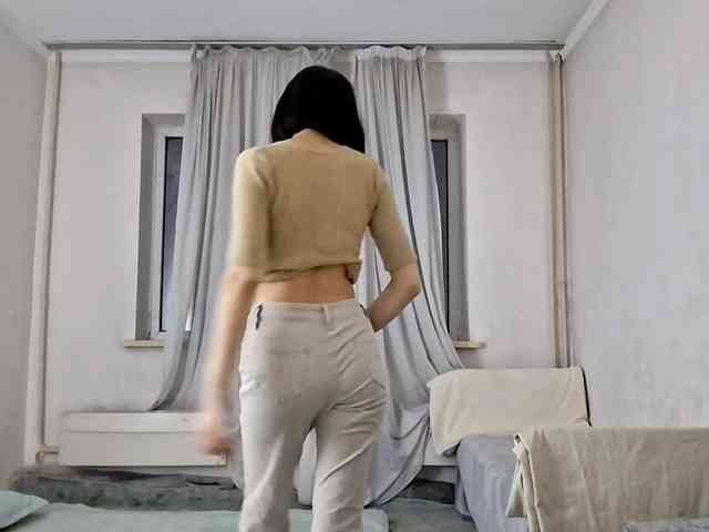 UrSweetieLeigh webcam