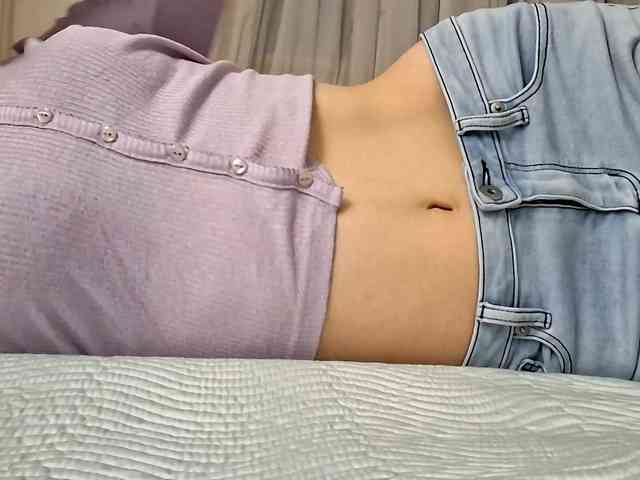 UrSweetieLeigh webcam