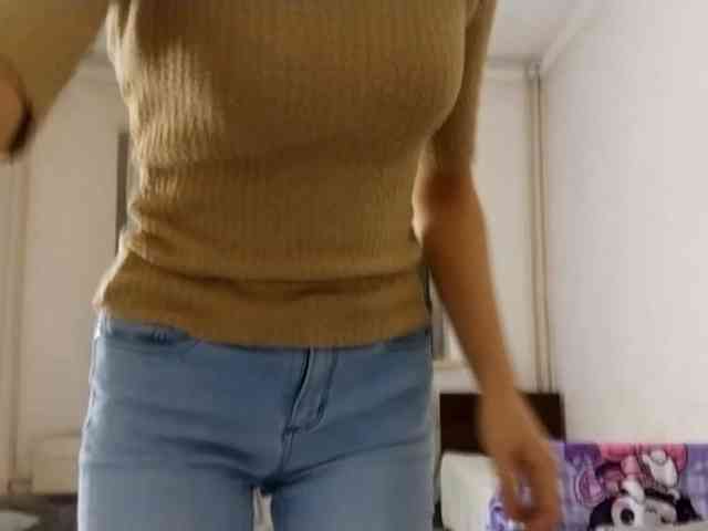 UrSweetieLeigh webcam