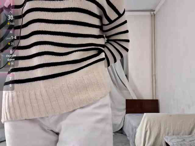 UrSweetieLeigh webcam