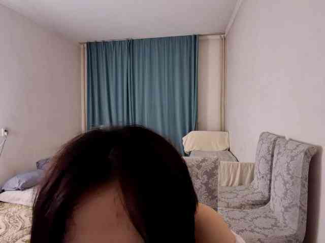 UrSweetieLeigh webcam