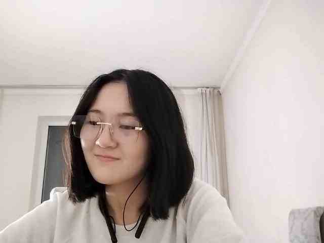 UrSweetieLeigh webcam