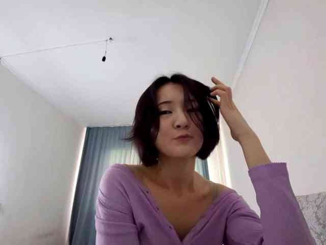 UrSweetieLeigh webcam