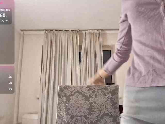 UrSweetieLeigh webcam