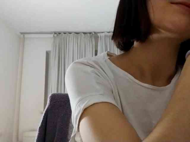 UrSweetieLeigh webcam