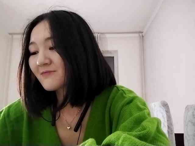 UrSweetieLeigh webcam