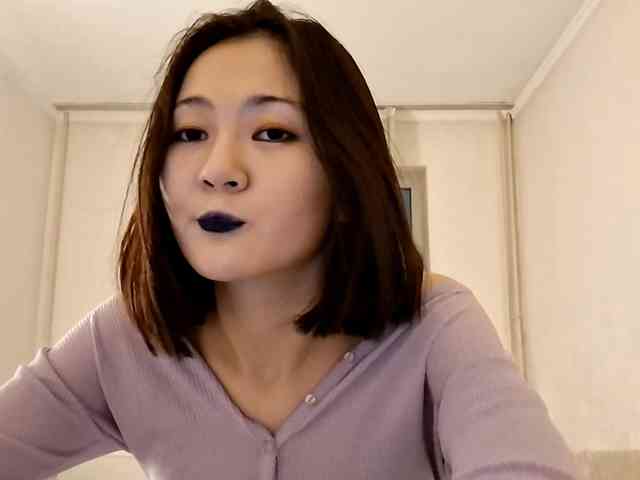 UrSweetieLeigh webcam