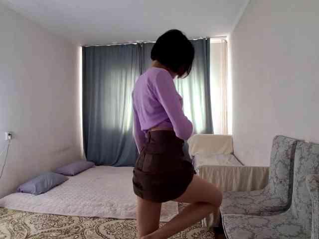 UrSweetieLeigh webcam