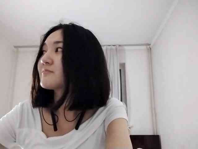 UrSweetieLeigh webcam