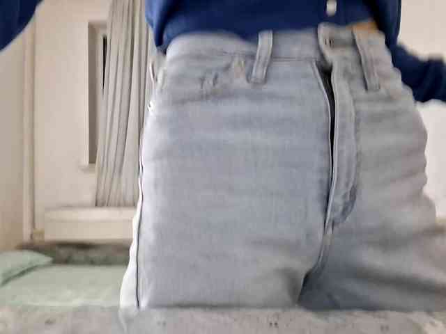 UrSweetieLeigh webcam