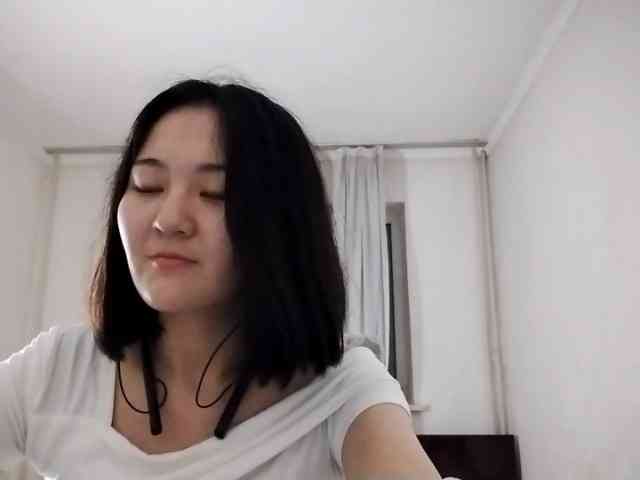 UrSweetieLeigh webcam
